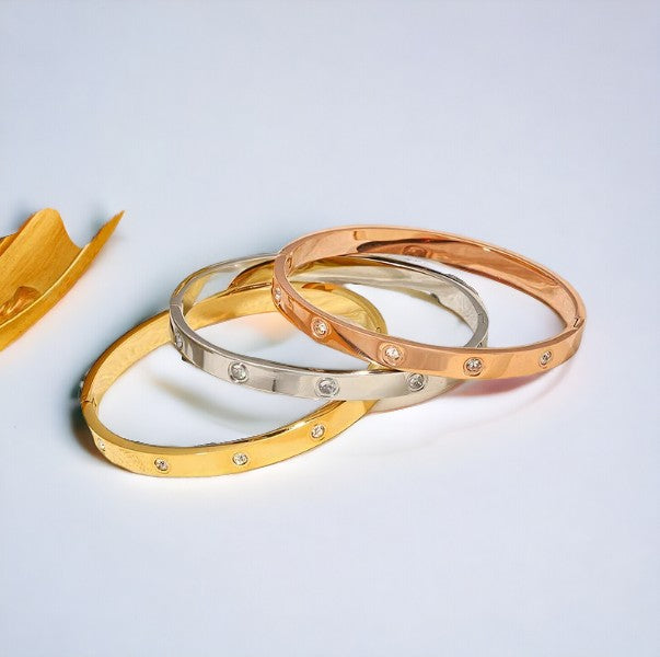 CloveJewels™ Love Bracelet