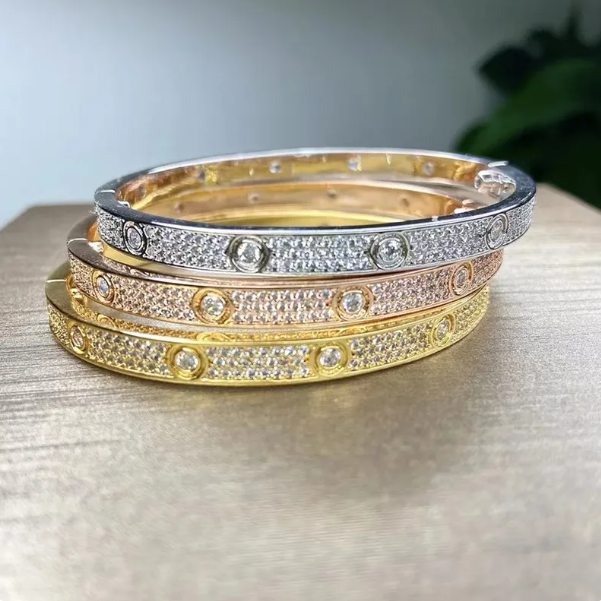 CloveJewels™ Iced Love Bracelet