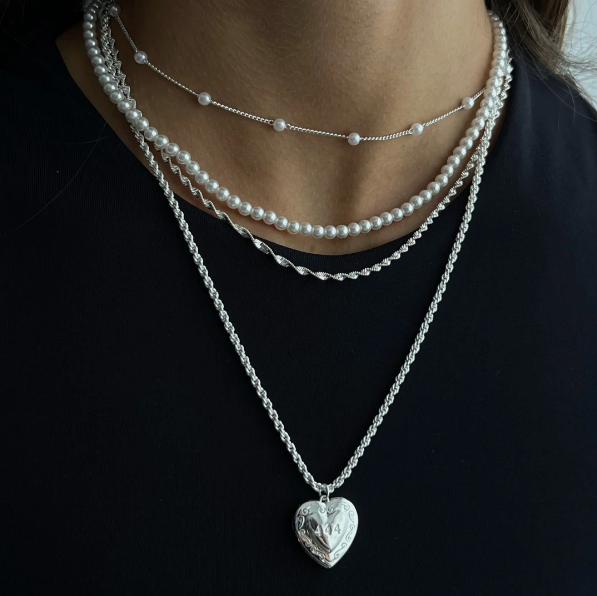CloveJewels™ Girly Pearly