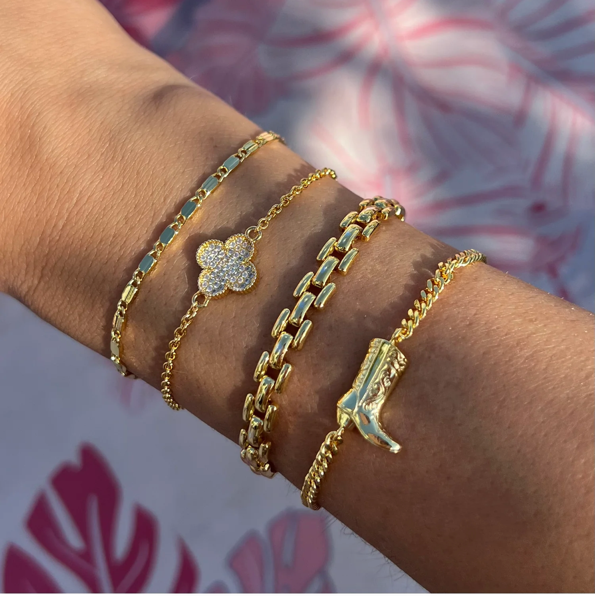 CloveJewels™ Iced Single Clove Bracelet