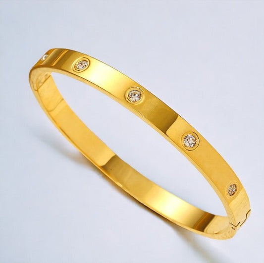 CloveJewels™ Love Bracelet